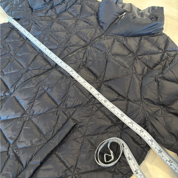 Women's black down Eddie Bauer jacket 2X - Picture 5 of 7